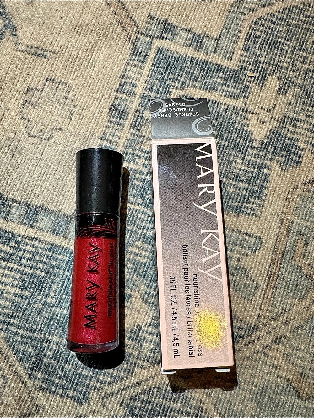 Mary Kay Sparkle Berry Lipstick in Red NWT